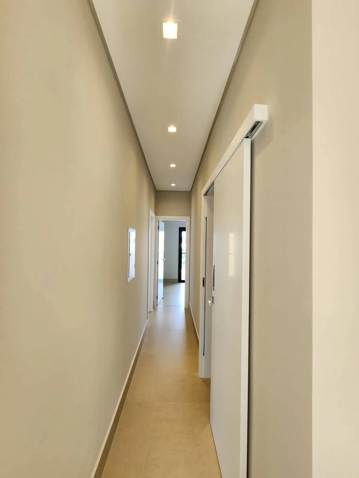 Imagem Sobrado 3 suítes Condomínio Belvedere 1 Bairro Jardim Imperial