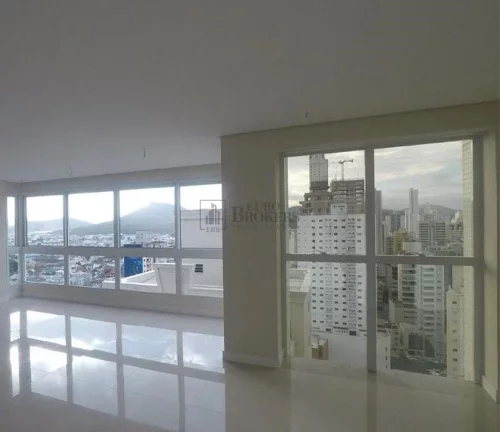 Imagem Excelente apartamento com 4 dormitórios em Balneário Camboriú.