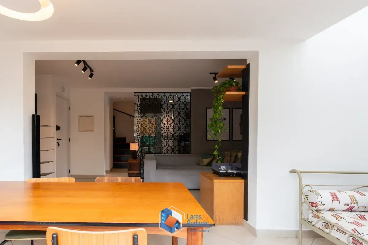 Imagem Duplex para venda em Pinheiros com 2 quartos, sendo 2 suítes, 110m²