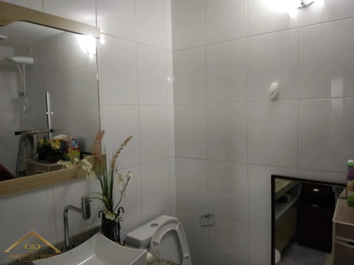 Imagem Apartamento para Venda em Cabo Frio / RJ no bairro Jardim Flamboyant