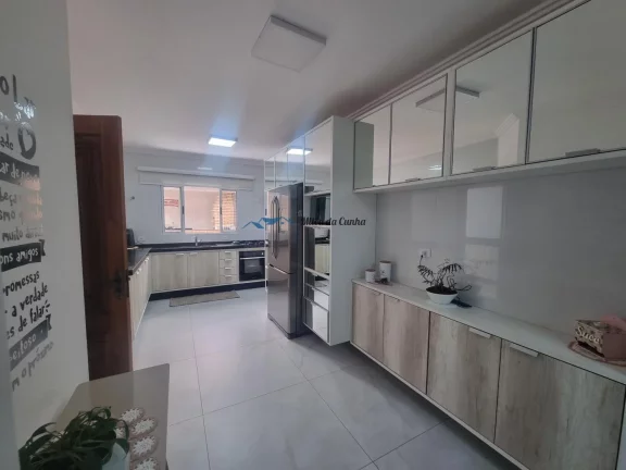 Imagem Sobrado à Venda com 3 Dormitórios, 1 suíte, 4 vagas, 184m², Espaço Gourmet, Baeta Neves, São Bernardo do Campo