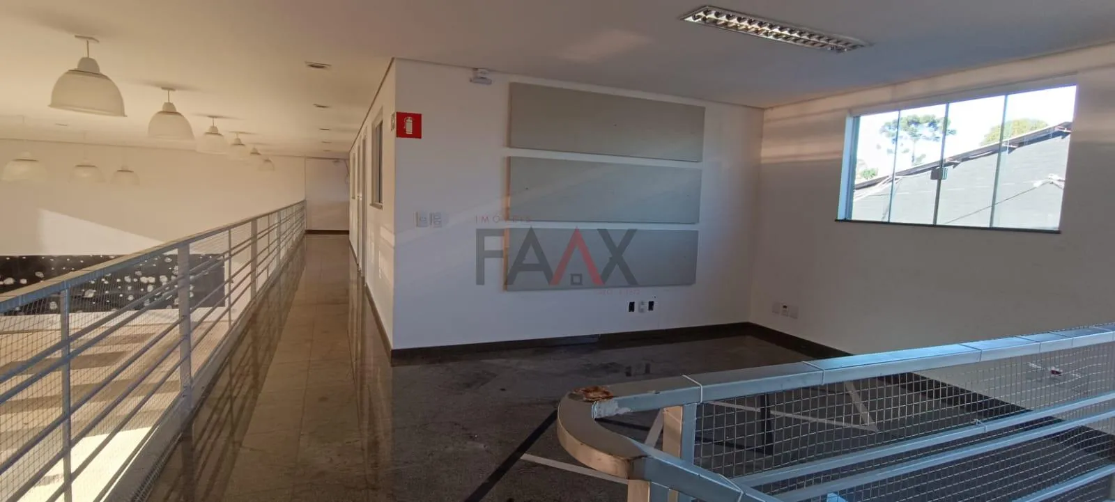 Imagem Sala comercial para locação no Morro Alto de 400m em Guarapuava PR