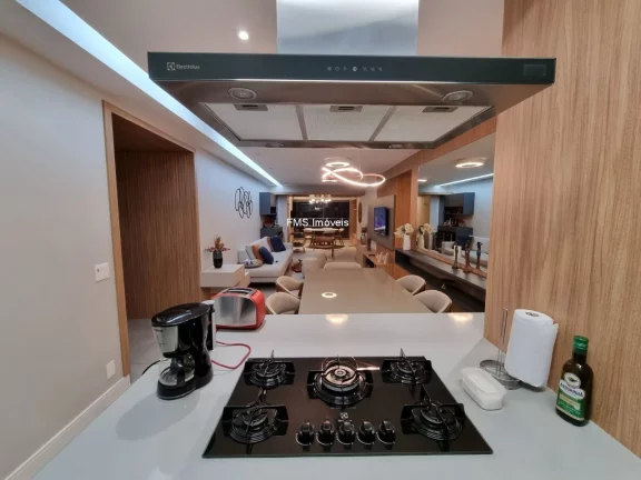 Imagem Apartamento à venda na Vila Mariana de 3 quartos e 3 suítes, 3 vagas.