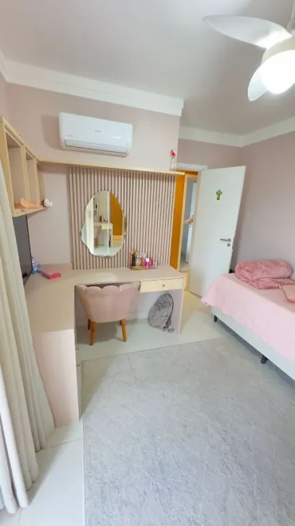 Imagem APARTAMENTO COM 134,00 m² - CANTO DO FORTE - PRAIA GRANDE SP