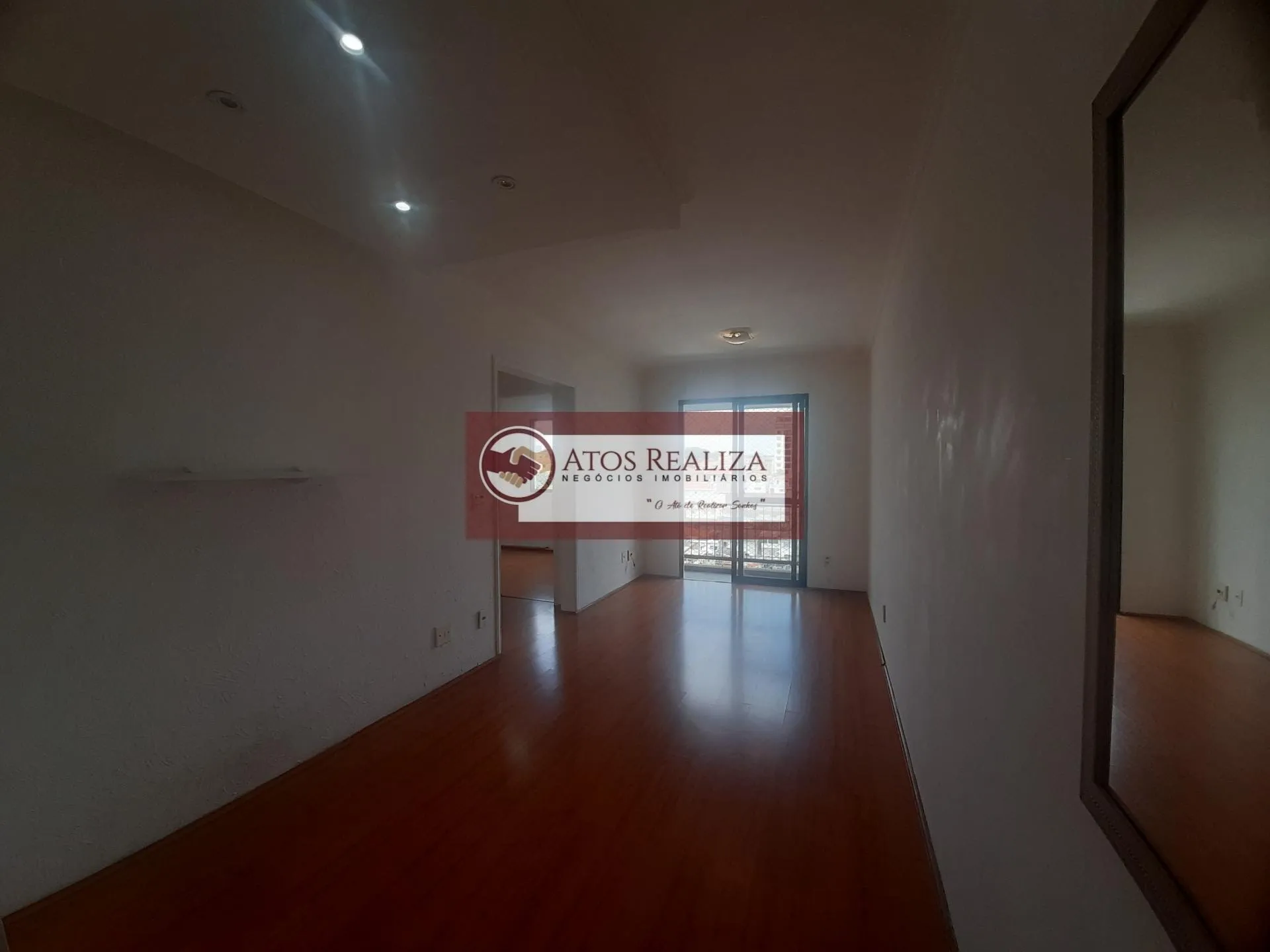 Imagem ALUGUE Apartamento de 2 Dormitirios, 2 banheiros, Sacada, 1 vaga de garagem na Vila Santa Catarina SP