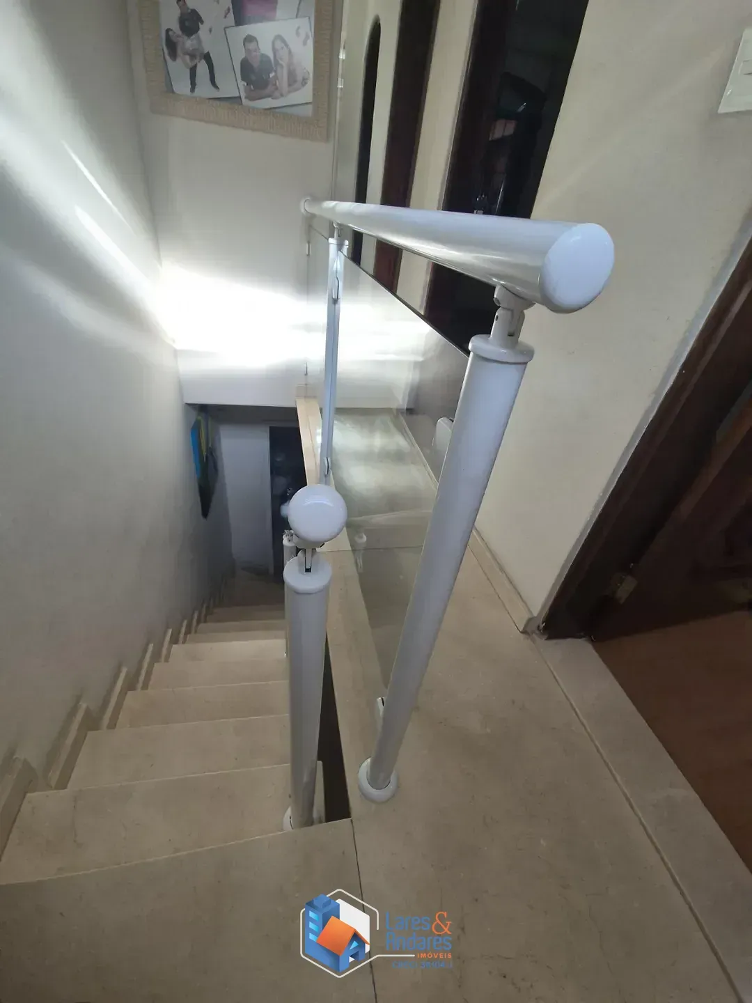 Imagem Sobrado para venda em Vila Tolstoi com 2 quartos, sendo 1 suíte, 180m²