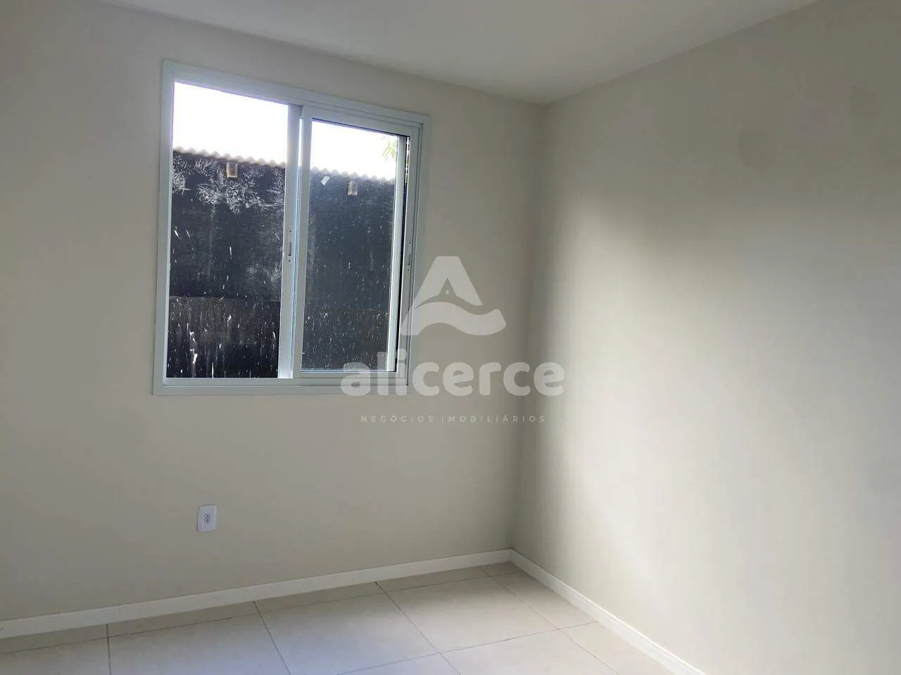 Imagem apartamento pronto, 2 dorm., piscina e sacada no sertão do Maruim - São José - SC