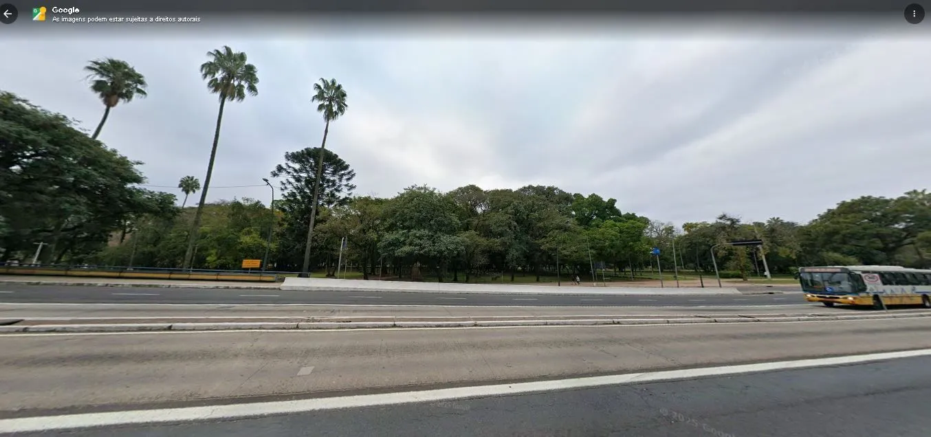 Imagem Apartamento mobiliado, 2 dormitórios, com vaga escriturada - Cidade Baixa