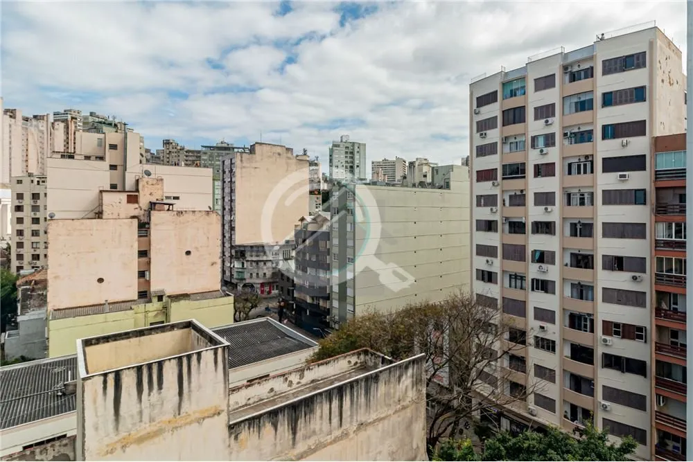 Imagem Incrível potencial de investimento neste estúdio localizado na Avenida Loureiro, um endereço de d...