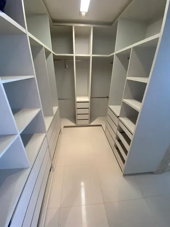 Imagem Casa com 5 Quartos à Venda ou Locação, 858 m² em De Lourdes - Fortaleza