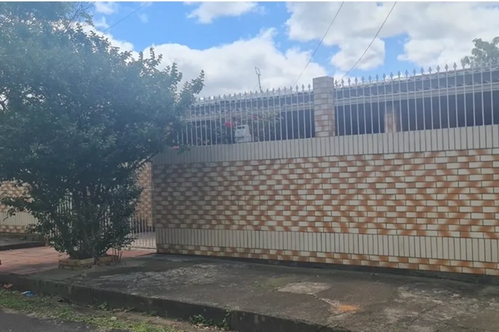 Imagem Casa em Lomba do Pinheiro