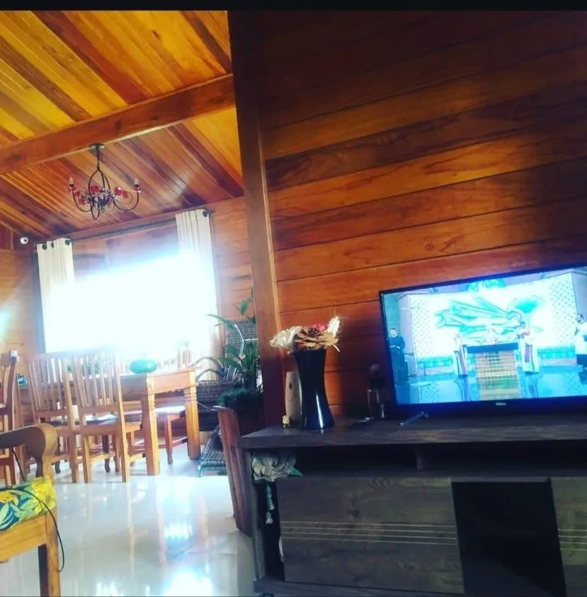 Imagem Chacara Completa à Venda - 1.850m² - Serra Azul (Mateus Leme/MG)