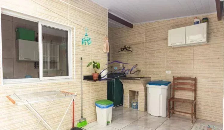 Imagem Casa Charmosa em Rua Tranquila