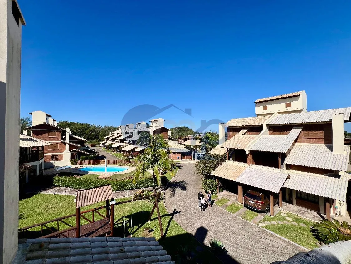 Imagem Casa a venda com 4 dormitorios na Guarita em Torres/RS