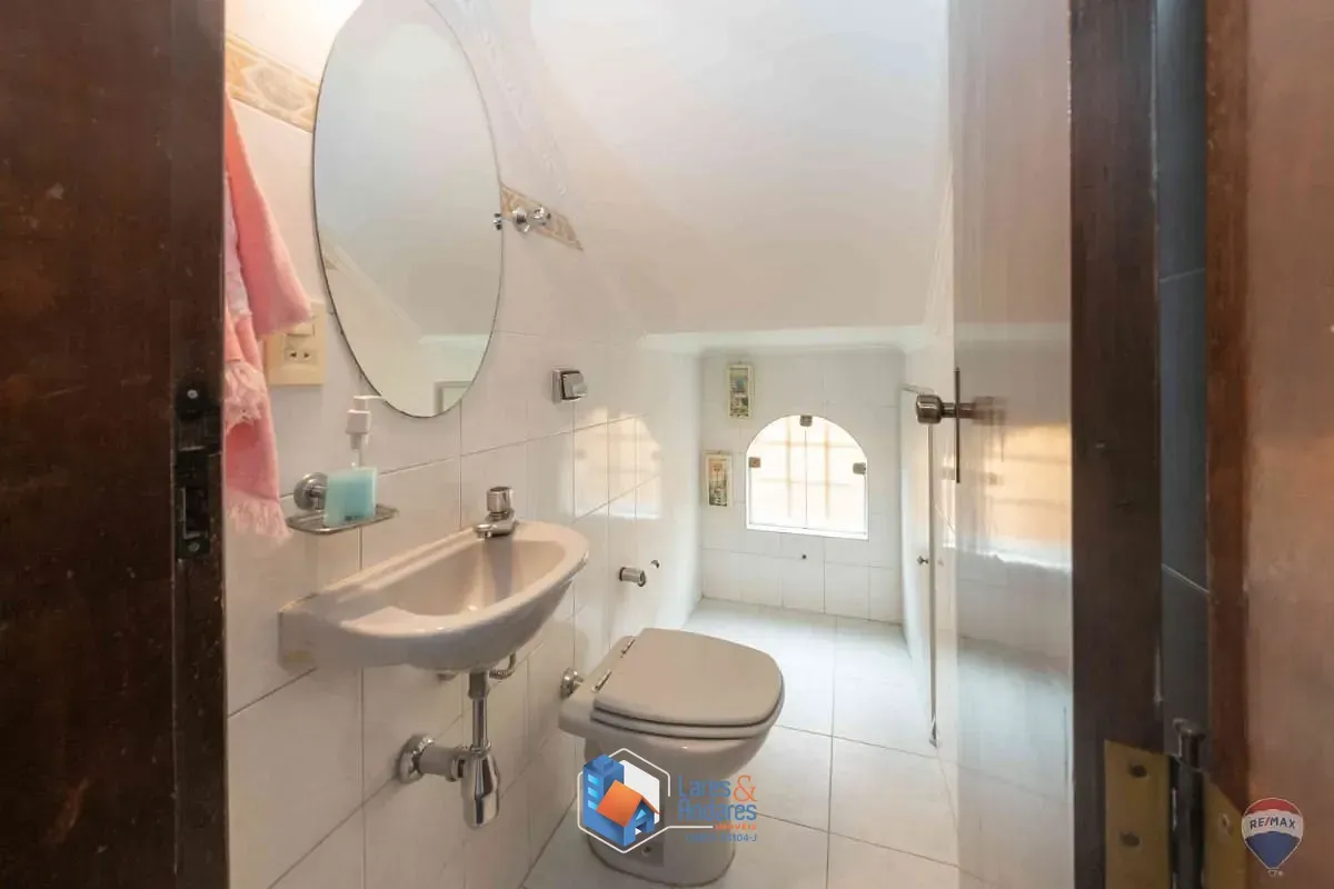 Imagem Sobrado para venda em Vila Gustavo com 3 quartos, sendo 1 suíte, 173m²