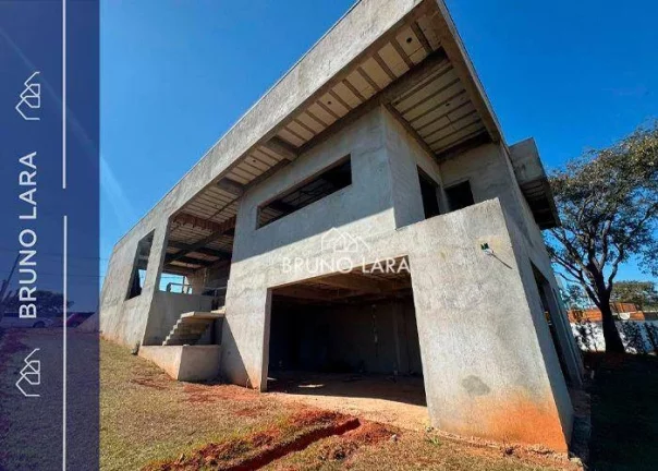 Foto do imóvel Casa à venda no Condomínio Gran Royalle
