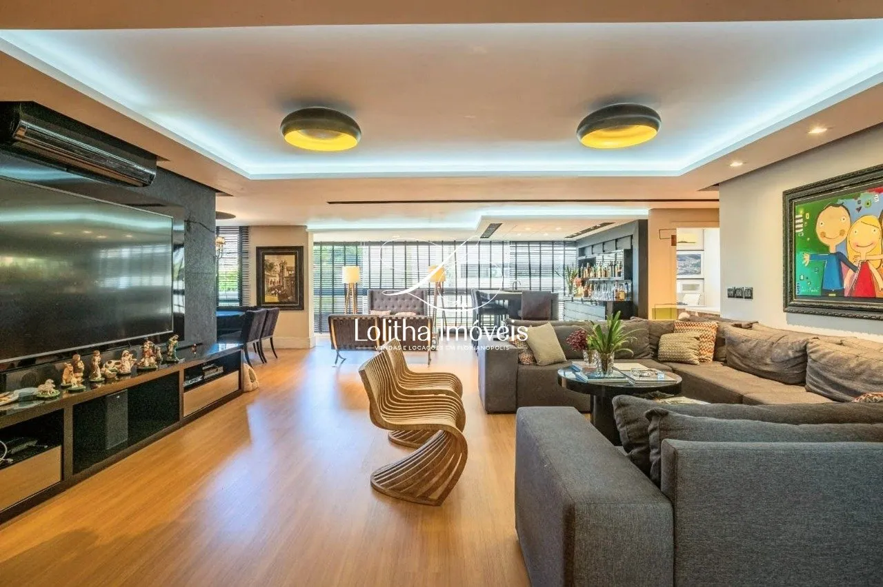 Foto do imóvel APARTAMENTO COM 4 QUARTOS, SENDO 2 SUÍTES DE ALTO PADRÃO À VENDA NO CENTRO DE FLORIANÓPOLIS/SC em Luiz Delfino