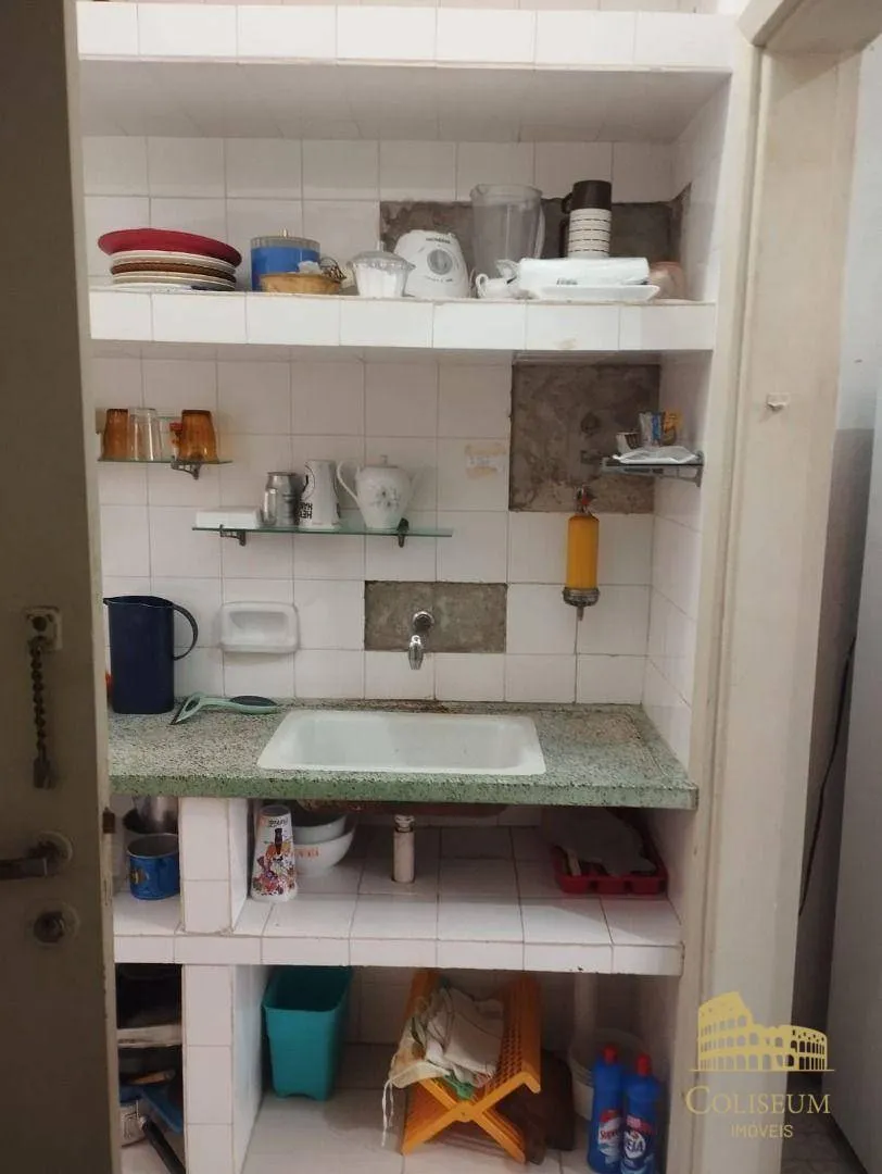 Imagem Kitnet com 1 dormitório à venda, 22 m² por R$ 158.000,00 - Vila Assunção - Praia Grande/SP