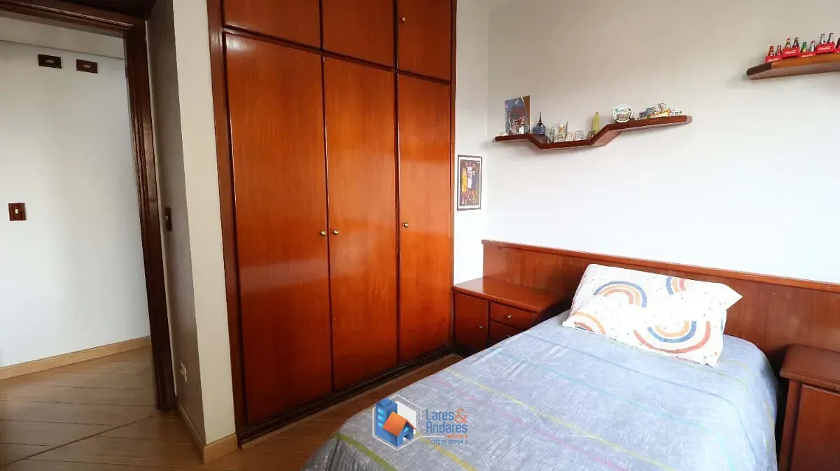 Imagem Apartamento para venda em Santana com 3 quartos, sendo 1 suíte, 135m²
