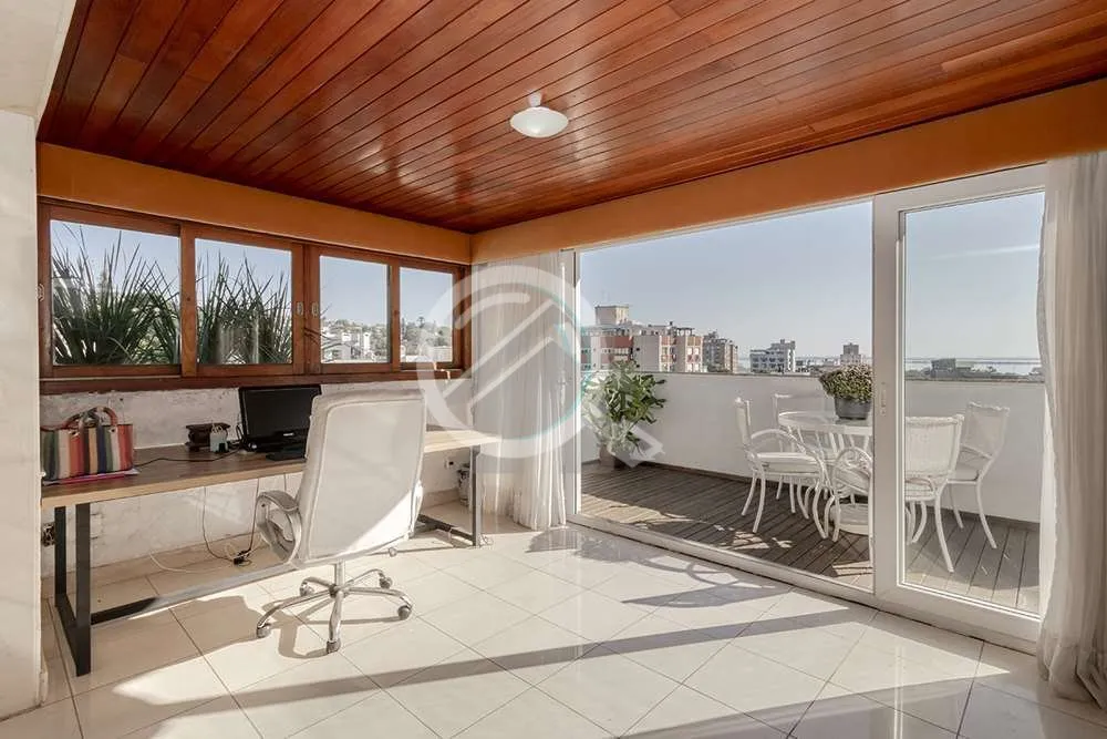 Imagem Cobertura 150,03m², com 3 dormitórios, sendo 2 suítes, banheiro social, Living 2 ambientes, cozin...