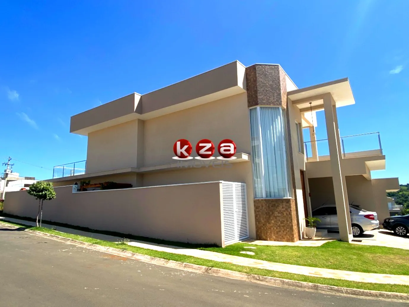 Imagem Casa em Condomínio de Luxo em Valinhos-SP - 3 Quartos, 1 Suíte, 3 Salas, 3 Banheiros, 4 Vagas - Jardim São Marcos - 268m².
