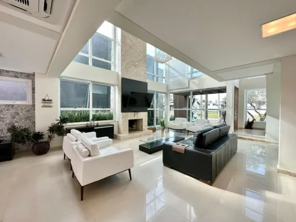 Imagem Casa em Condominio 5 Dormitórios - Bairro --