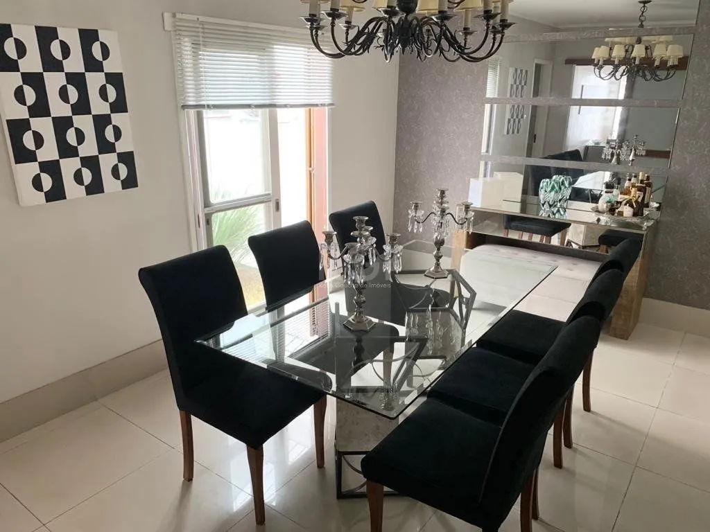Imagem Casa para Venda - 323m², 4 dormitórios, sendo 2 suites, 3 vagas - Jardim Itu