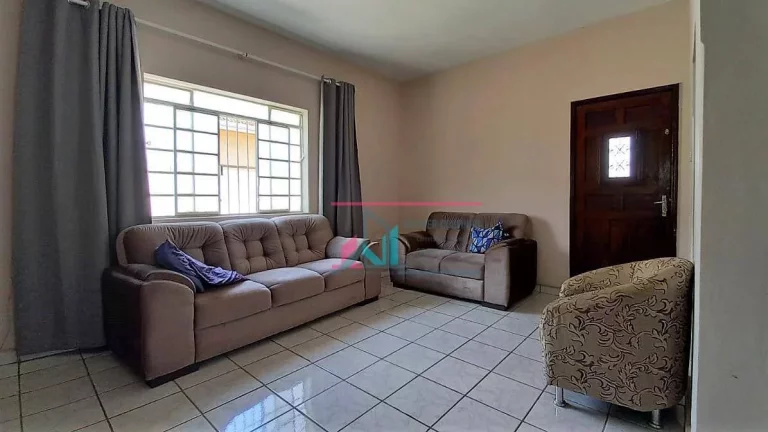 Imagem Sobrado com 3 dormitórios à venda - Centro - Cachoeira Paulista/SP