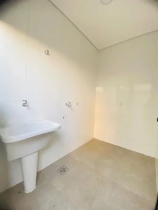 Imagem CASA TÉRREA - LINDO ACABAMENTO - OPORTUNIDADE - JARDIM DO JATOBÁ
