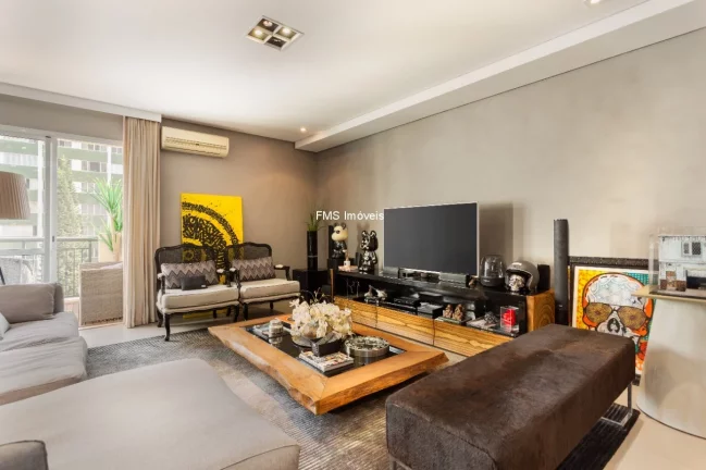 Imagem Apartamento Duplex á venda em Moema com 2 Suítes, 2 Vagas, 163m²