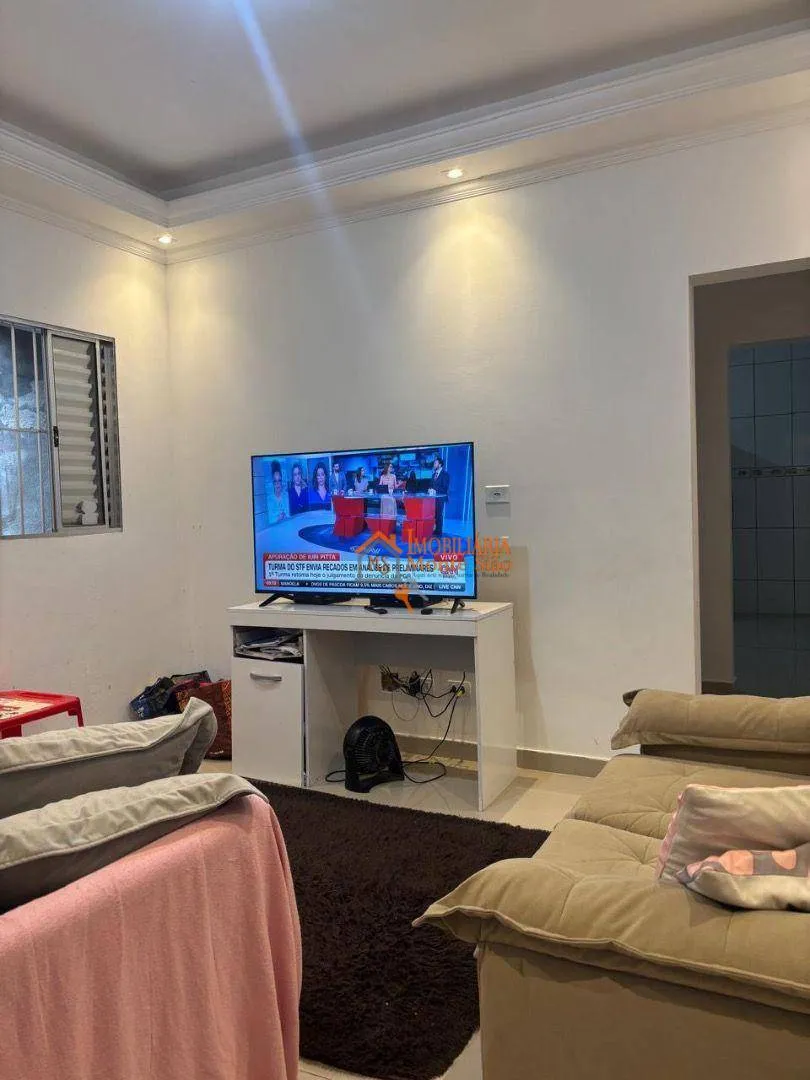 Imagem Sobrado com 4 dormitórios à venda, 166 m² por R$ 650.000,00 - Cidade Soberana - Guarulhos/SP