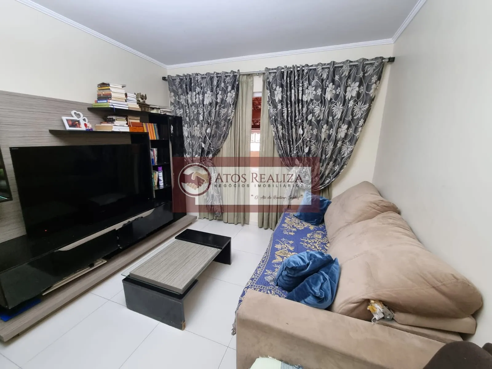Imagem Compre Excelente Sobrado com Edícula, 3 Dormitórios, 2 vagas