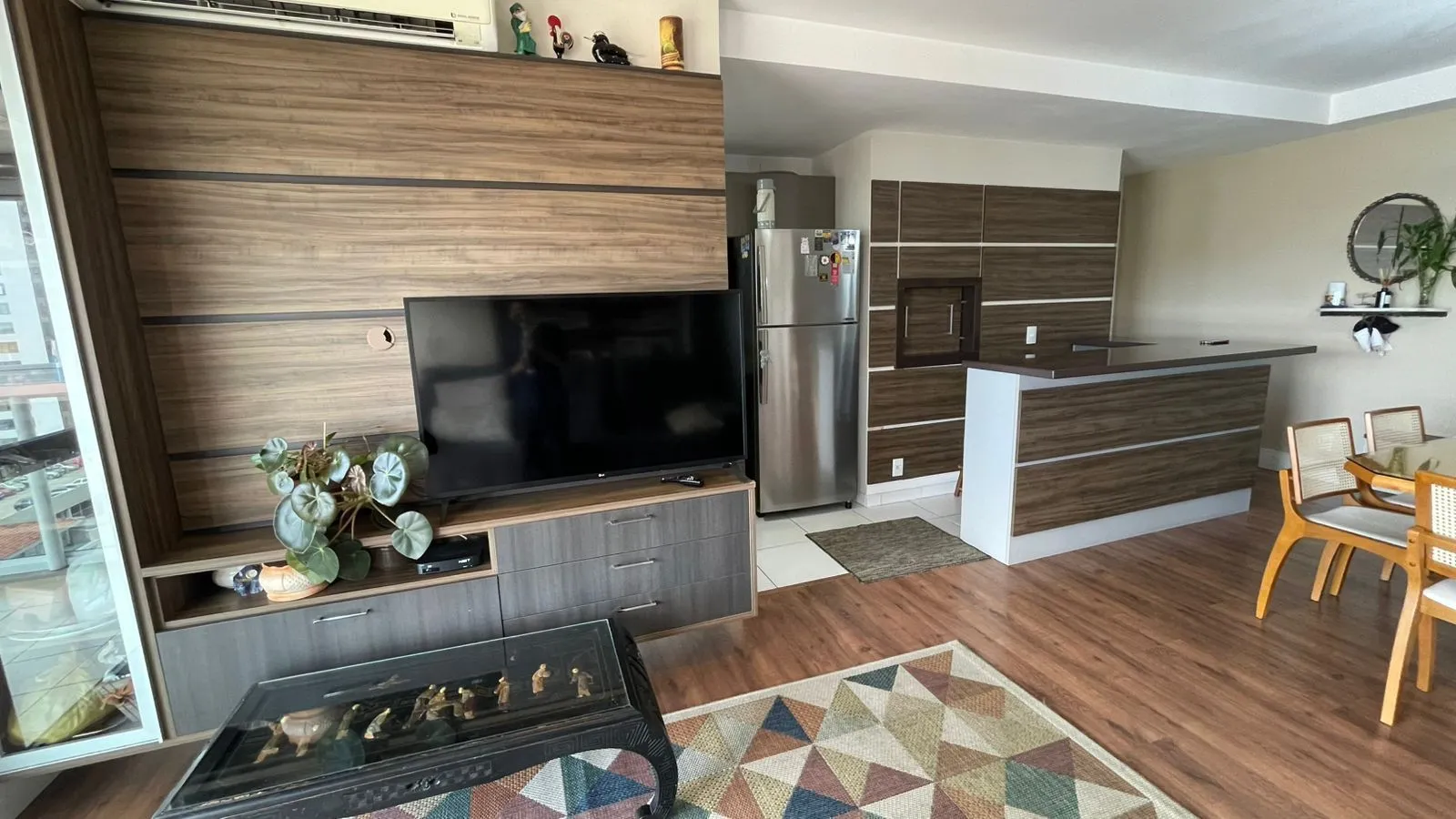 Imagem Apartamento com vista para o Guaíba e sacada ampla no Rossi Fiateci