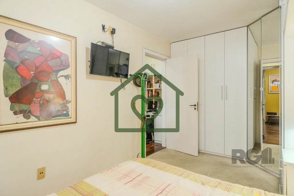 Imagem Apartamento de um quarto (dormitório), sacada e uma vaga de garagem no bairro Santana em Porto Aleg...
