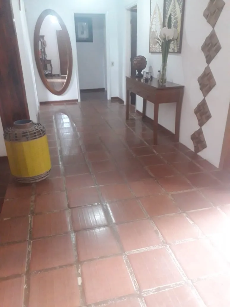 Imagem Casa à venda 3 Quartos, 2 Suites, 4 Vagas, 1300M², Belvedere Club dos 500, Guaratinguetá - SP