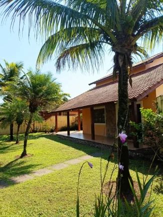 Imagem Casa para Venda em Peruíbe, Estância São Marcos, 3 dormitórios, 2 suítes, 1 banheiro, 6 vagas