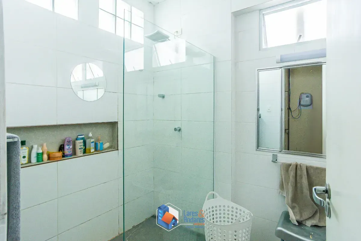 Imagem Casa para venda em Jardim Leonor com 4 quartos, 235m²
