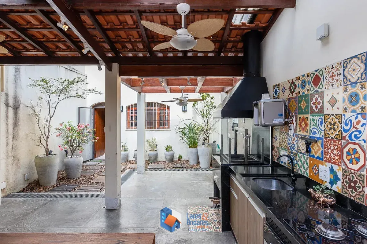 Imagem Casa para venda em Jardim Aeroporto com 2 quartos, sendo 2 suítes, 136m²
