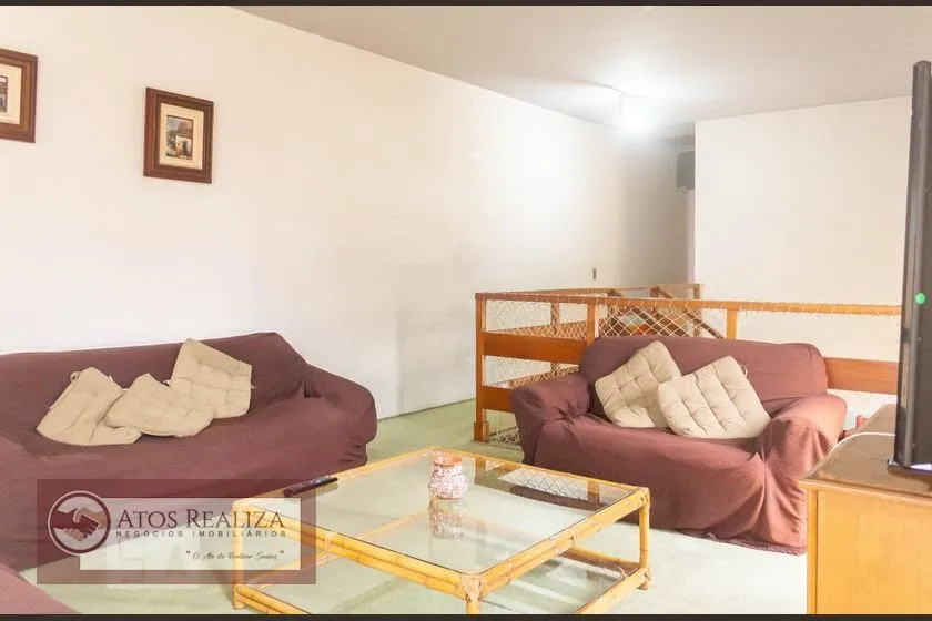 Imagem Venda Sobrado Interlagos: 300m², 3 Suítes por R$796.000