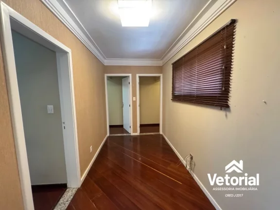 Imagem Imperdível oportunidade de adquirir um amplo apartamento de 3 quartos, 3 suítes no Centro de Barreiras-BA 2 banheiros, 1 vaga e 197,86 m² de área.