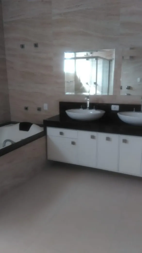 Imagem Casa à venda 4 Suites, 3 Vagas, 603M², Condomínio Real Ville, Pindamonhangaba - SP | Condomínio Real Ville