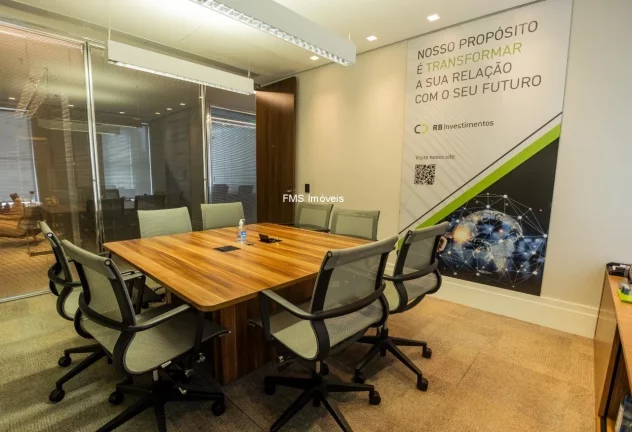 Imagem Conjunto Comercial com 878m2 na Vila Olímpia.