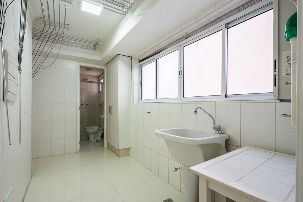 Foto do imóvel Studio à venda em São Paulo, Vila Mariana, com 1 quarto, 28m2