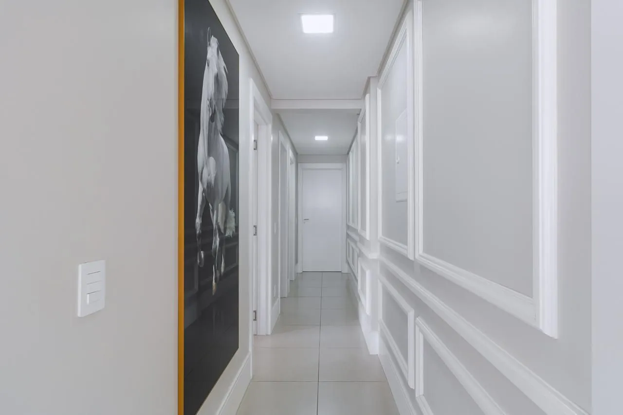 Imagem Apartamento com 03 Quartos (01 suíte) e 02 vagas na Praia de Torres RS