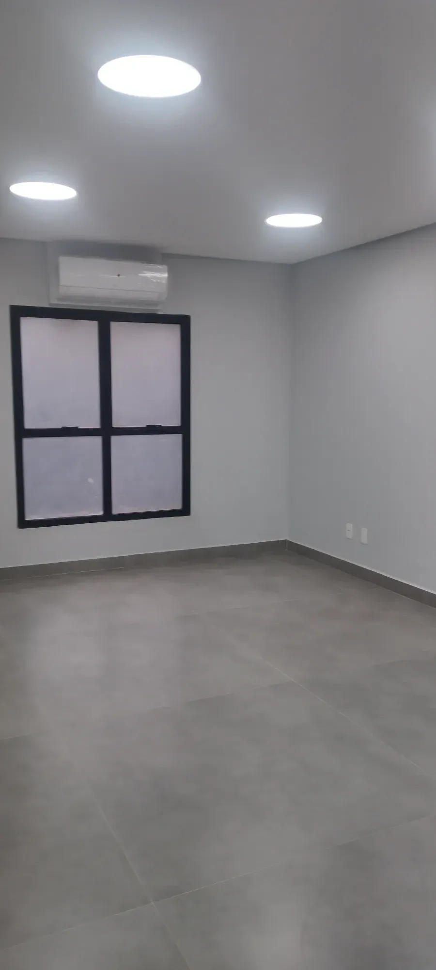 Imagem Imóvel Comercial à Venda ou Locação, 968 metros em Alphaville - Santana de Parnaíba