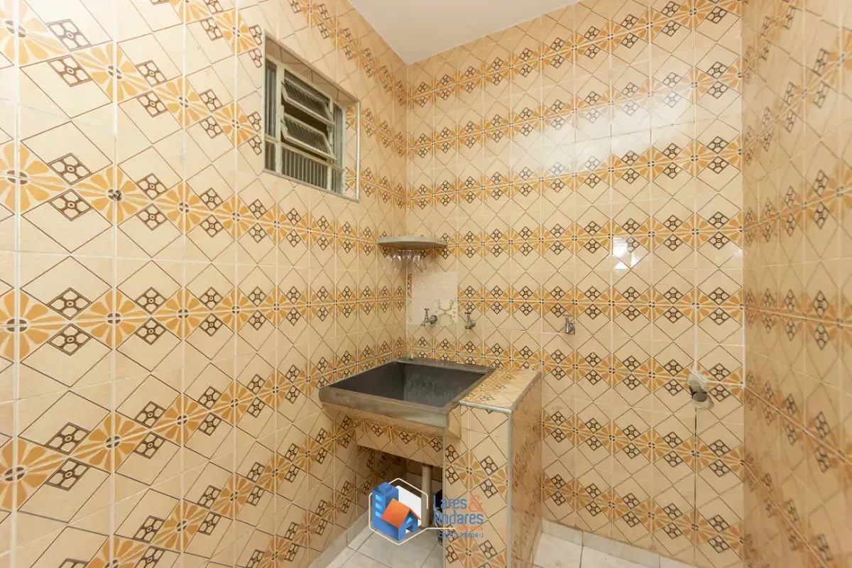 Imagem Sobrado para venda em Sumaré com 3 quartos, sendo 2 suítes, 160m²