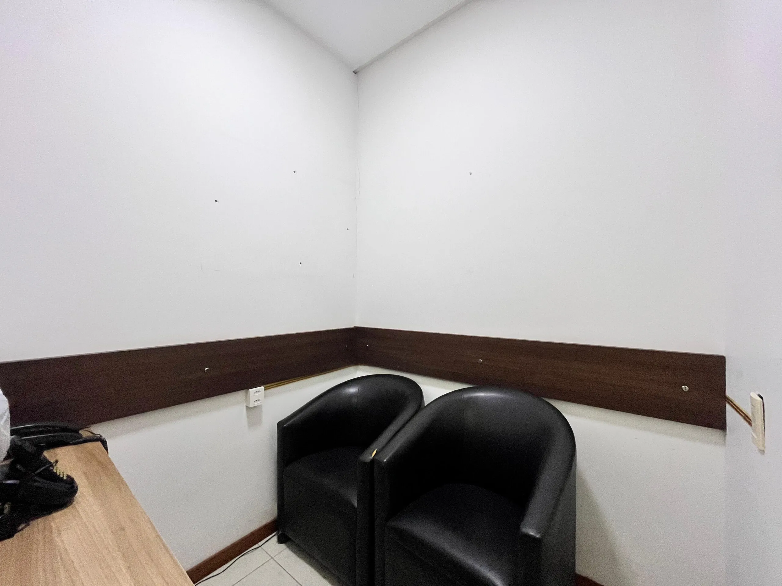 Imagem Sala Comercial à venda com 67m2 por R$ 848.000,00