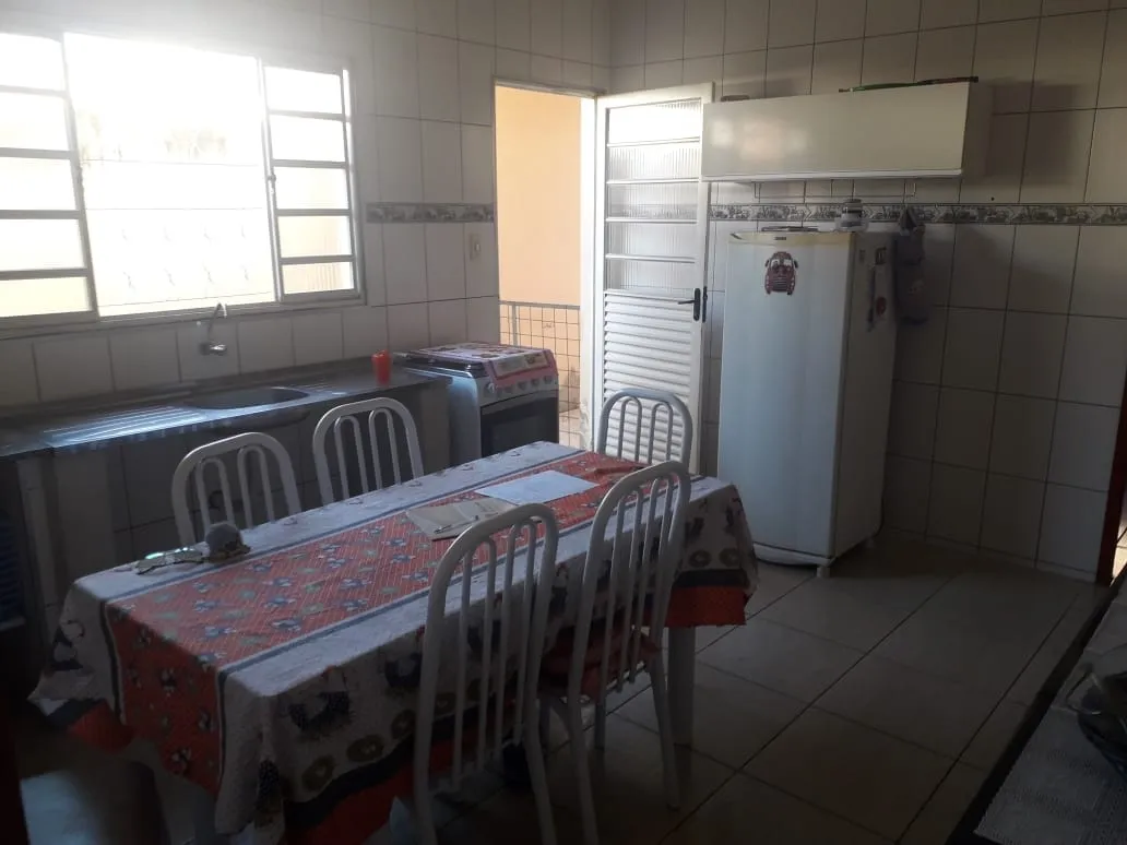 Imagem Casa à venda 2 Quartos, 2 Vagas, 125M², Jardim do Vale, Guaratinguetá - SP