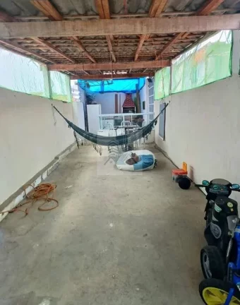 Imagem Casa sobrado á venda em condomínio - Pronto para morar
