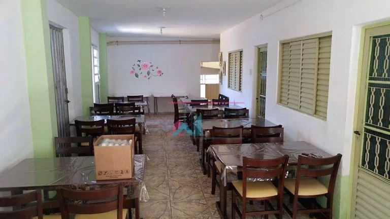 Imagem Pousada com 10 dormitórios à venda - Vila Cacarro - Cachoeira Paulista/SP